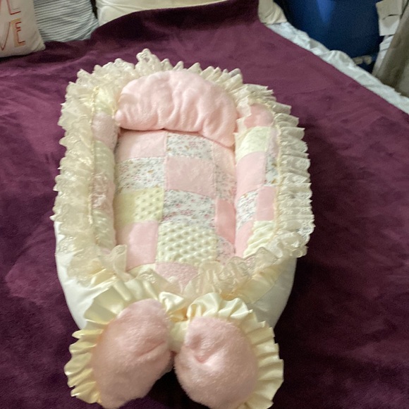 New born baby nest